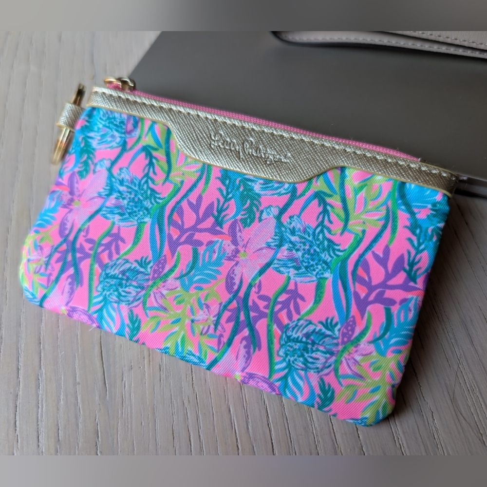 🫆 Lilly Pulitzer Whimsical Flora ID Holder 🫆